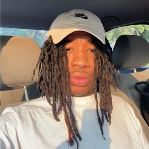 Meet your Posher, Barry